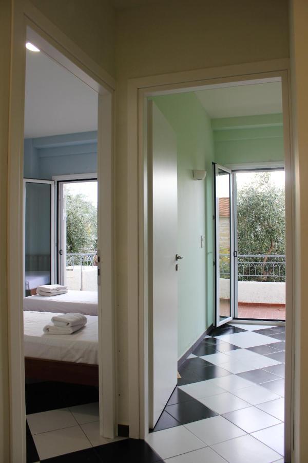 Minas Apartment 2Mins Walking From Stoupa Beach, Upgraded Wi-Fi Bagian luar foto
